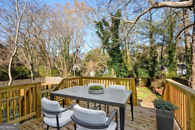 1679 Emerald Avenue SW, Atlanta, GA 30310