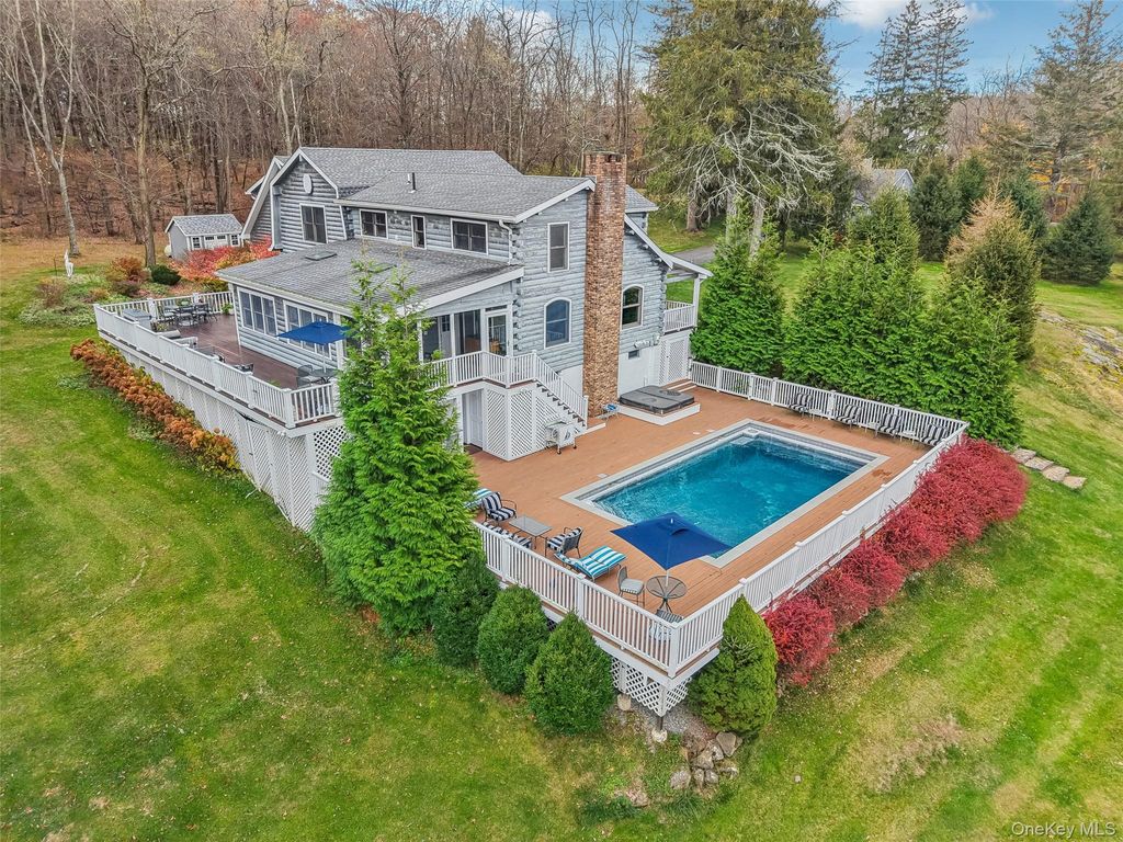 41 and 43 Meeting House Road, Pawling, NY 12564