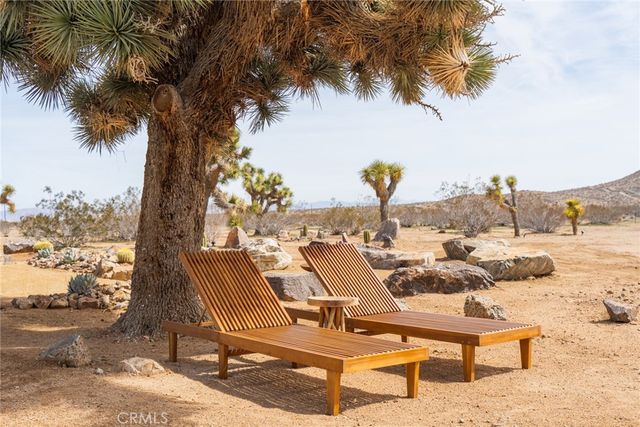 1571 Covelo Avenue, Yucca Valley, CA 92284