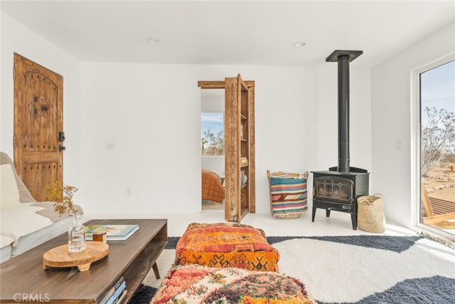 1571 Covelo Avenue, Yucca Valley, CA 92284