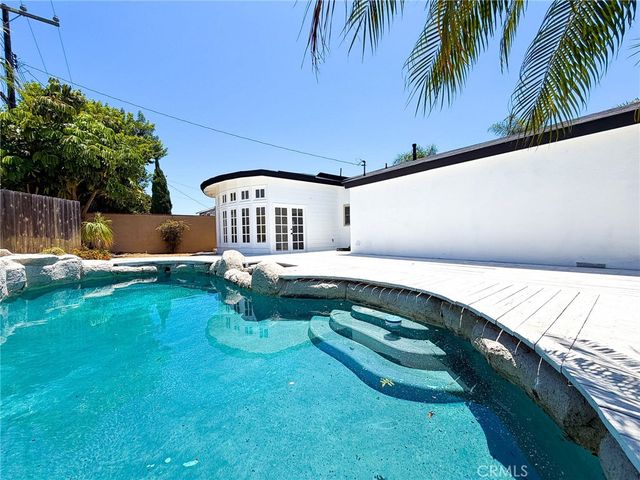 4811 Myra, Cypress, CA 90630