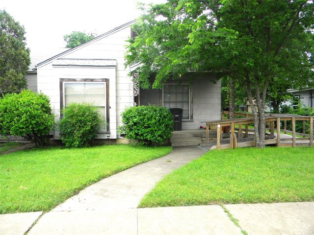 3721 S Henderson Street S, Fort Worth, TX 76110