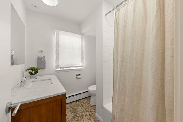 465 Cottage Avenue, Glen Ellyn, IL 60137