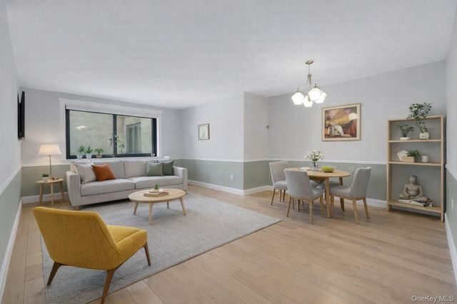 100 E Hartsdale Avenue 6RE, Hartsdale, NY 10530