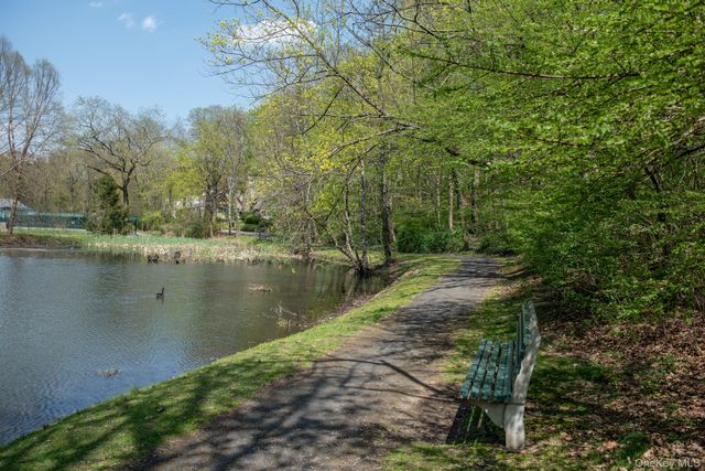 100 E Hartsdale Avenue 6RE, Hartsdale, NY 10530