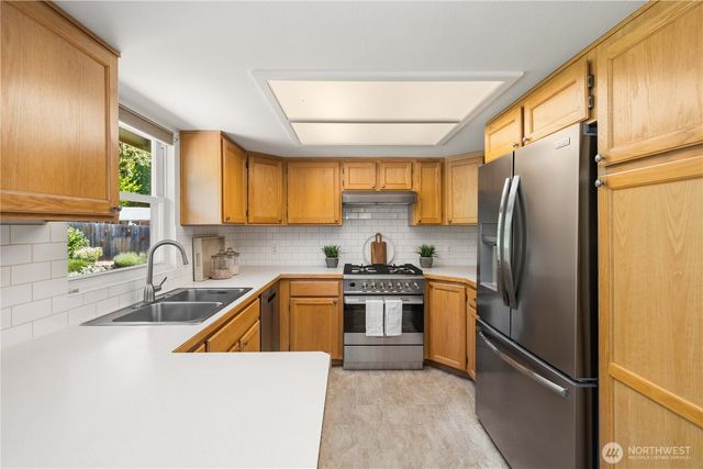 27745 166th Avenue SE, Covington, WA 98042