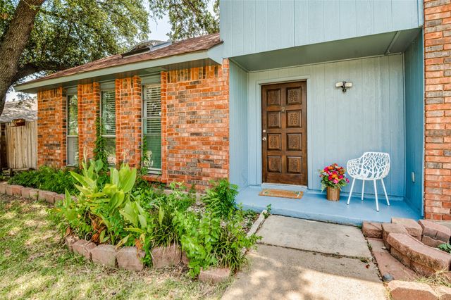 5013 WHEELER Circle, The Colony, TX 75056