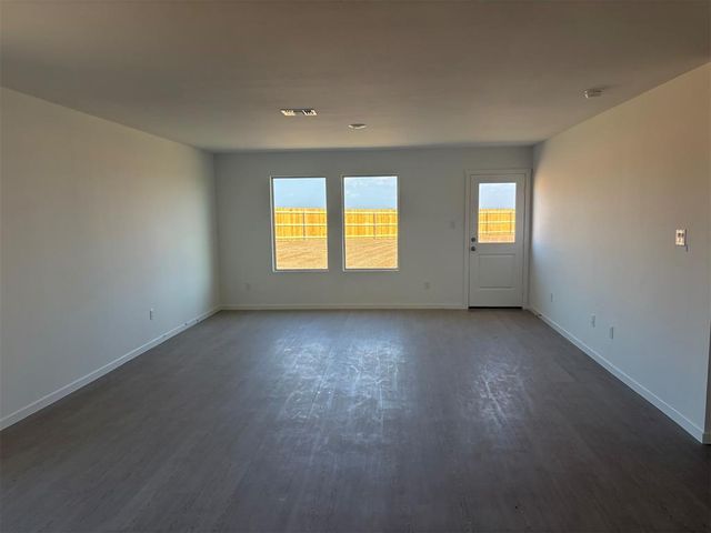 2001 Bay Laurel Court, Mustang, OK 73128