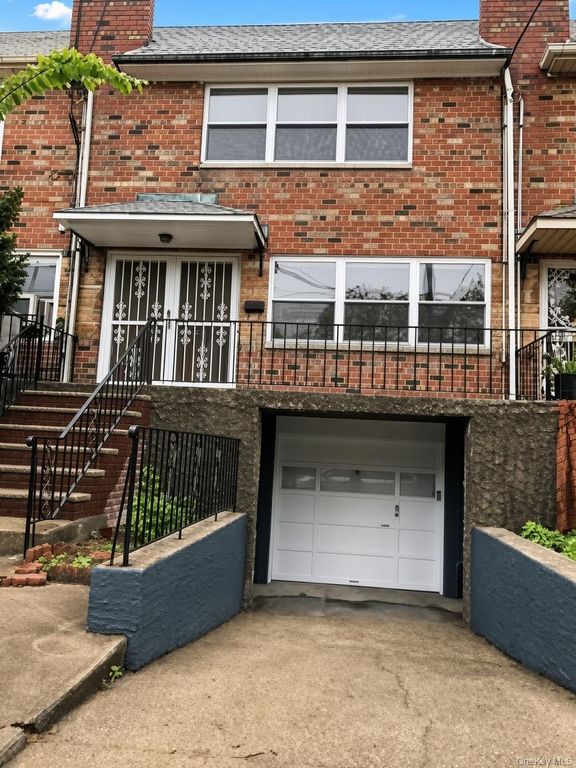 82-16 101st Avenue, Ozone Park, NY 11416 — exterior