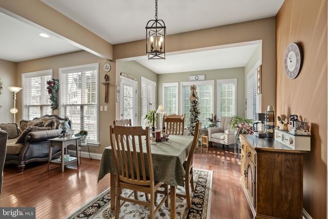 8 WHITE TAIL PATH, Lancaster, PA 17602