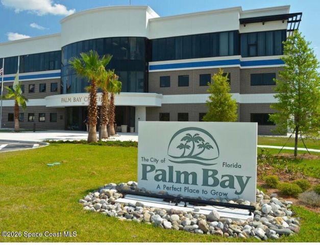 949 Le Baron Street SW, Palm Bay, FL 32908
