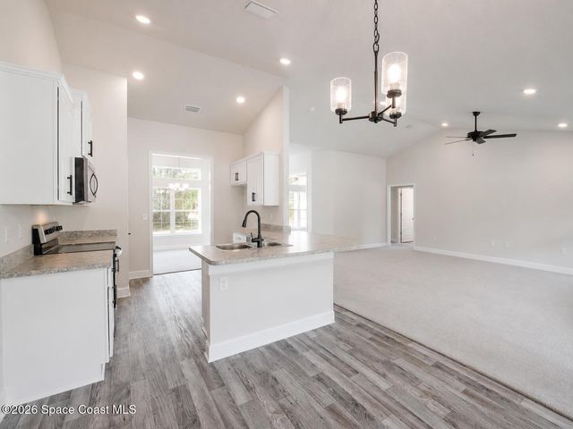 949 Le Baron Street SW, Palm Bay, FL 32908