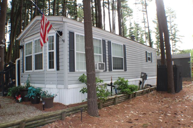 115 Woodland Pass, Angola, IN 46703