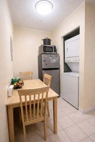 123 Elm St D12, Quincy, MA 02169