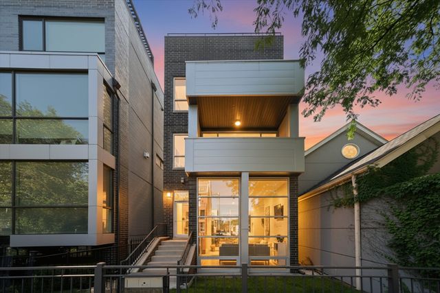 948 N Honore Street 1, Chicago, IL 60622