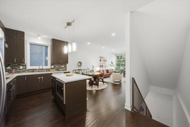 948 N Honore Street 1, Chicago, IL 60622