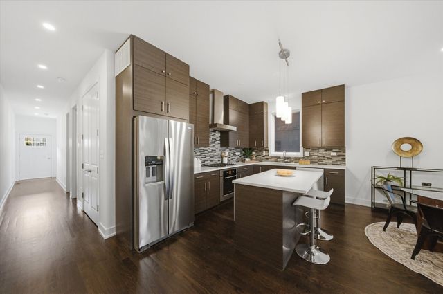 948 N Honore Street 1, Chicago, IL 60622