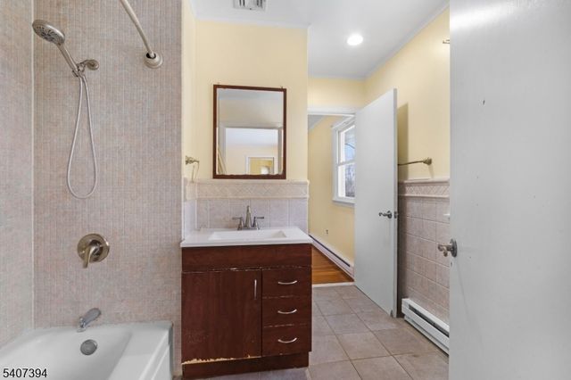 32 Seneca Trl, Sparta Twp., NJ 07871