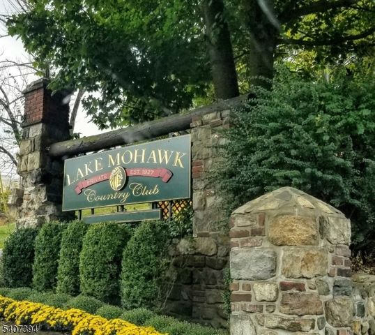 32 Seneca Trl, Sparta Twp., NJ 07871