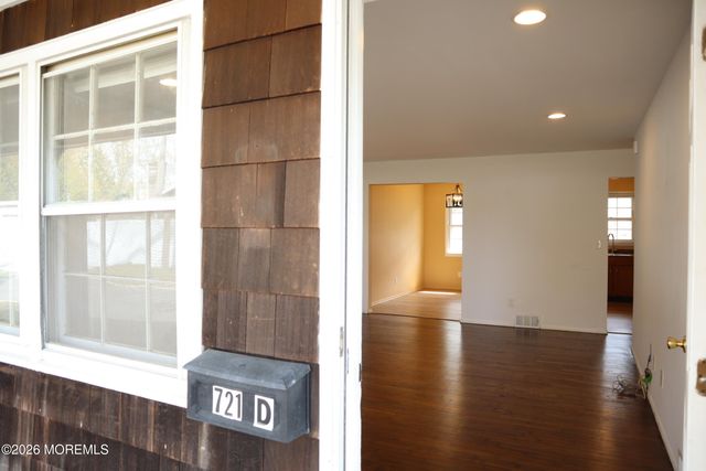 721 Burnt Tavern Road Apt D, Point Pleasant, NJ 08742