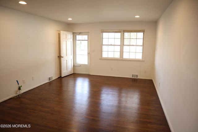 721 Burnt Tavern Road Apt D, Point Pleasant, NJ 08742
