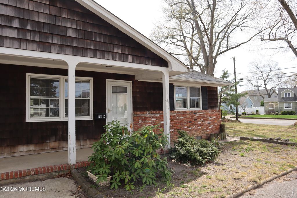 721 Burnt Tavern Road Apt D, Point Pleasant, NJ 08742