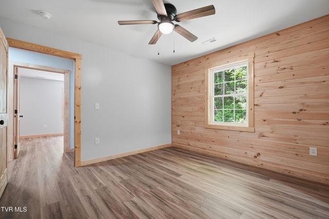 14722 Bull Run Road, Coeburn, VA 24230