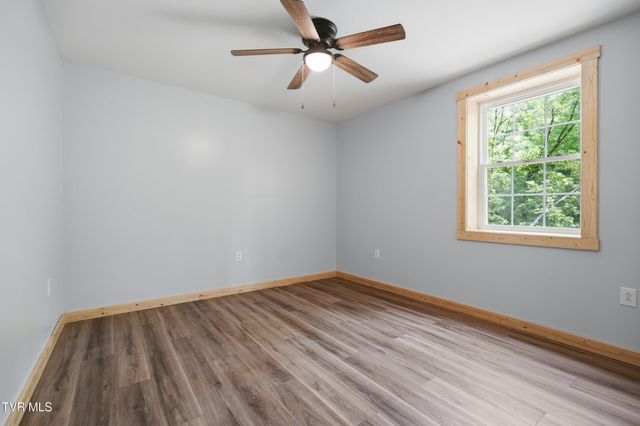 14722 Bull Run Road, Coeburn, VA 24230