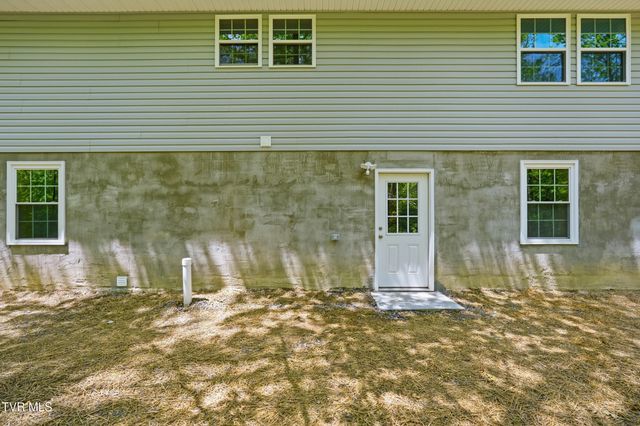 14722 Bull Run Road, Coeburn, VA 24230