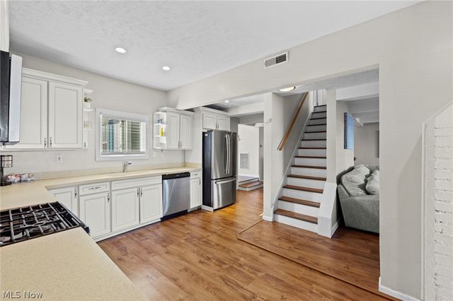 3708 Edgewater Drive, Vermilion, OH 44089