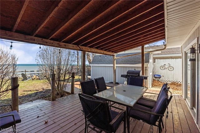 3708 Edgewater Drive, Vermilion, OH 44089