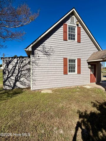 1020 Dixie Trail, Williamston, NC 27892