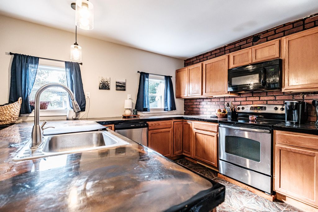 35 State Street, Sanford, ME 04073 — photo 5