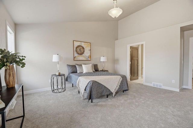 W7077 JACLYN LANE, Greenville, WI 54942