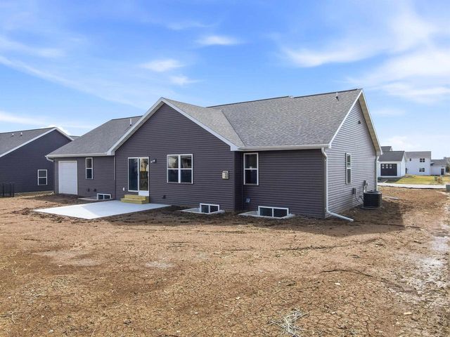 W7077 JACLYN LANE, Greenville, WI 54942