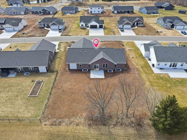 W7077 JACLYN LANE, Greenville, WI 54942