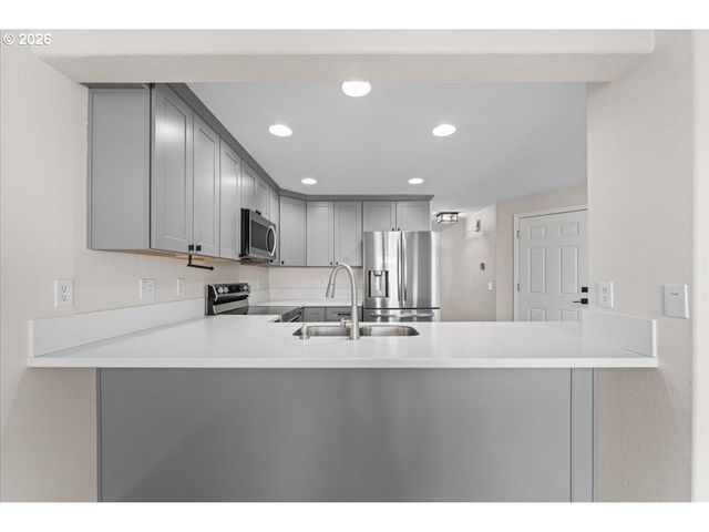1167 Sw 183RD Pl, Beaverton, OR 97003
