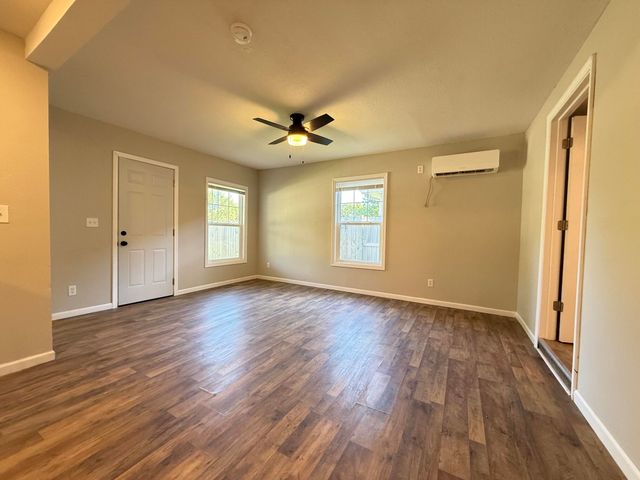 839 N Kansas Expressway, Springfield, MO 65802