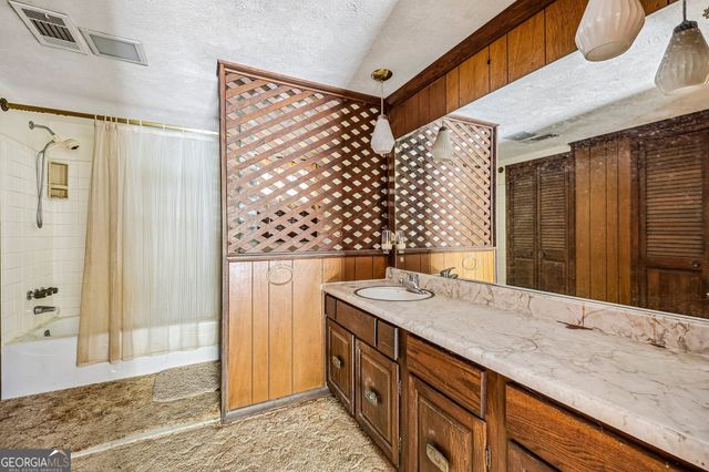 8799 Pleasant Hill Road, Lithonia, GA 30058
