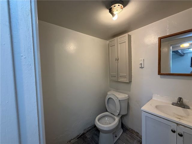 204 Mccoy Rd, Stowe Twp, PA 15136