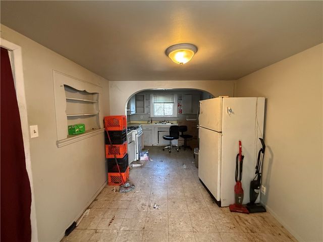 204 Mccoy Rd, Stowe Twp, PA 15136