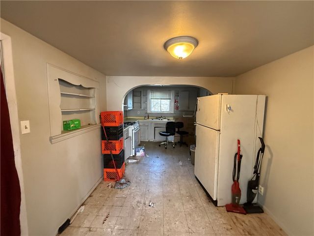 204 Mccoy Rd, Stowe Twp, PA 15136