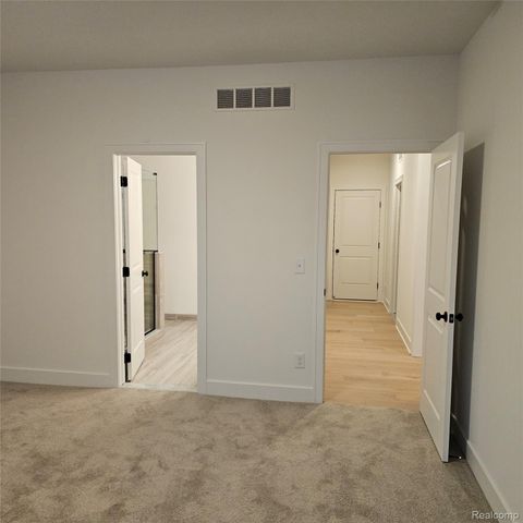 50606 MISTWOOD Drive, Macomb Township, MI 48042