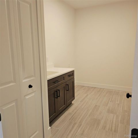 50606 MISTWOOD Drive, Macomb Township, MI 48042