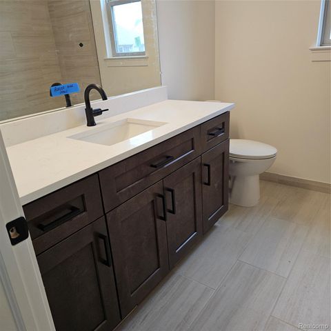 50606 MISTWOOD Drive, Macomb Township, MI 48042