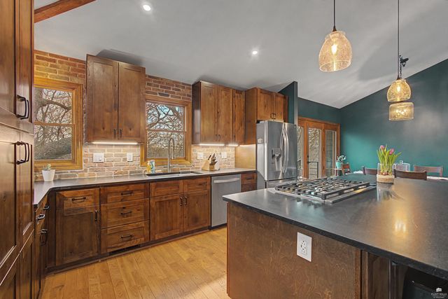 3024 Briaroak Road, Manhattan, KS 66502