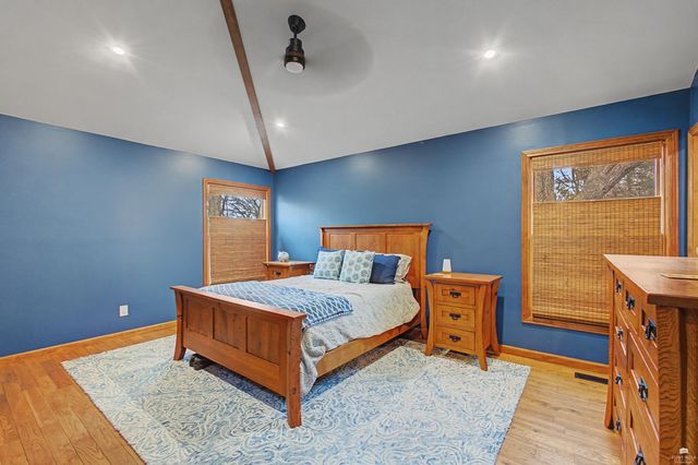 3024 Briaroak Road, Manhattan, KS 66502