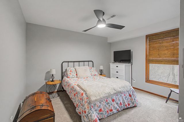 3024 Briaroak Road, Manhattan, KS 66502