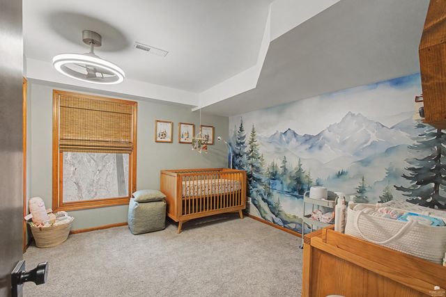 3024 Briaroak Road, Manhattan, KS 66502