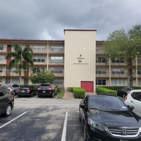 1551 SW 135th Terrace 310G, Pembroke Pines, FL 33027